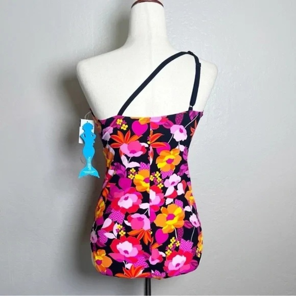 SKINNY DIPPERS MIRACLESUIT Women Size M Strawberry Shortcake‎ Flapjack Swimsuit - Picture 3 of 12